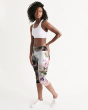 Load image into Gallery viewer, Chalkwater Crush Women's Mid-Rise Capri