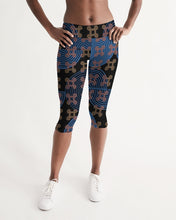 Load image into Gallery viewer, Continuous Peace Women's Mid-Rise Capri