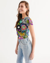 Load image into Gallery viewer, whole LOTTA flowers DOUBLE TAKE Women's Tee