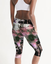 Load image into Gallery viewer, Chalkwater Crush Women's Mid-Rise Capri