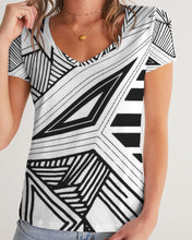 Load image into Gallery viewer, Craglines Shift Women's V-Neck Tee