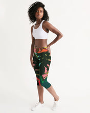 Load image into Gallery viewer, MONSTERA Women's Mid-Rise Capri