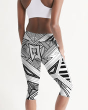 Load image into Gallery viewer, Craglines Shift Women's Mid-Rise Capri