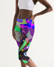 Load image into Gallery viewer, PURPLE-ATED FUNKARA Women's Mid-Rise Capri