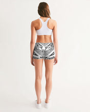 Load image into Gallery viewer, Craglines Shift Women's Mid-Rise Yoga Shorts