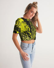 Load image into Gallery viewer, NOMELLOW MANJANO Women's Twist-Front Cropped Tee