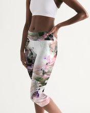 Load image into Gallery viewer, Chalkwater Crush Women's Mid-Rise Capri