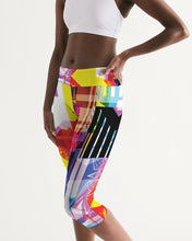 Load image into Gallery viewer, urbanAZTEC Women's Mid-Rise Capri