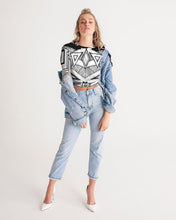 Load image into Gallery viewer, Craglines Shift Women's Twist-Front Cropped Tee