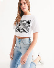 Load image into Gallery viewer, Craglines Shift Women's Cropped Tee