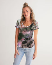 Load image into Gallery viewer, Chalkwater Crush Women&#39;s V-Neck Tee
