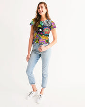 Load image into Gallery viewer, whole LOTTA flowers DOUBLE TAKE Women&#39;s Tee
