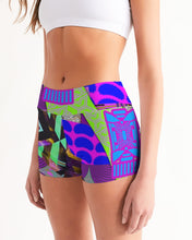 Load image into Gallery viewer, PURPLE-ATED FUNKARA Women&#39;s Mid-Rise Yoga Shorts
