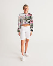 Load image into Gallery viewer, Chalkwater Crush Women&#39;s Cropped Sweatshirt
