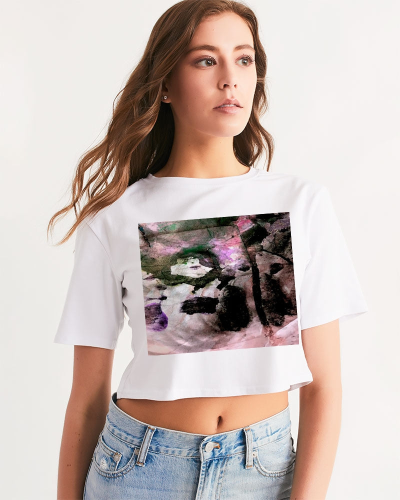 Chalkwater Crush Women's Cropped Tee