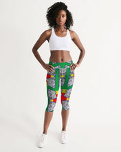 Load image into Gallery viewer, FUNKARA POLYGON CLOTH 1 Women&#39;s Mid-Rise Capri
