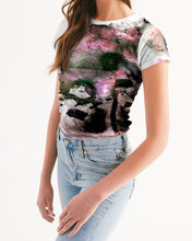 Load image into Gallery viewer, Chalkwater Crush Women&#39;s Tee
